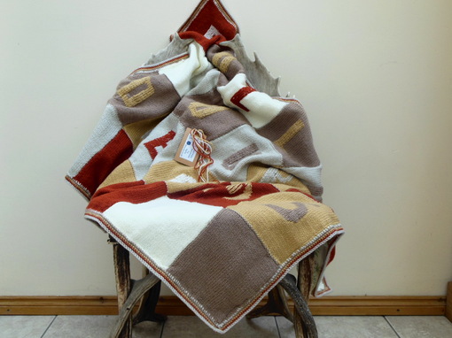 hand-knit-throw-blanket