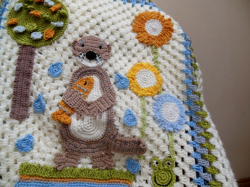 handmade-baby-blanket-crochet-otterfrog-fish-flowers-design