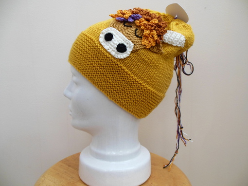 Highland-cow-hat-womens-slouchy-beanie