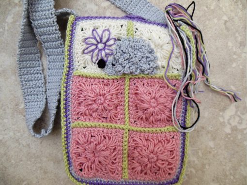 crochet-kindle-sleeve-bag