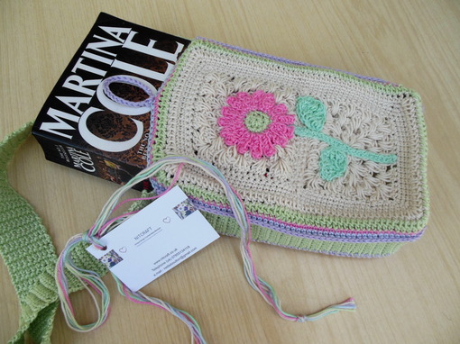 crochet-book-cover