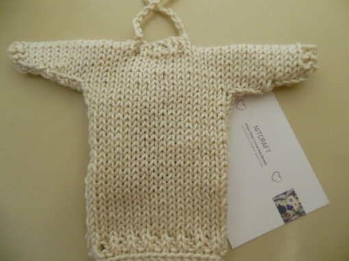 hand-knit-paddington-bear-mini-sweater-ornament