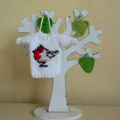 robin-mini-sweater-ornament